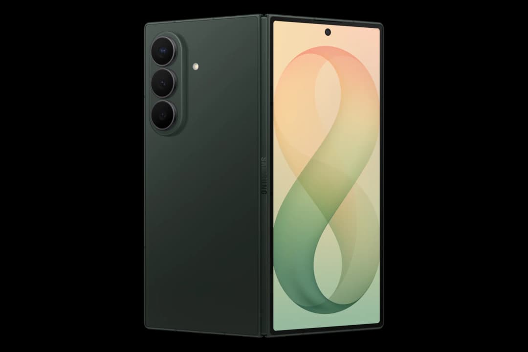 Samsung Galaxy Z Fold8 Ultra — Green Shadow